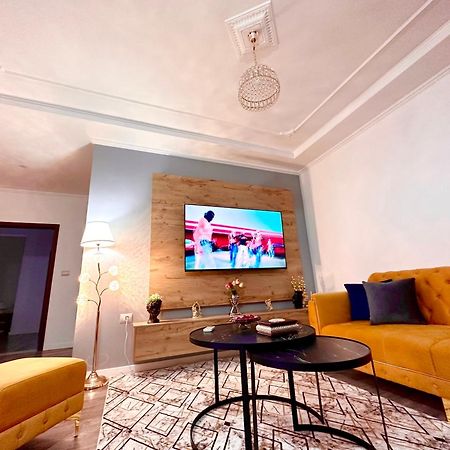 The Luxe Apartments Gjirokastër Eksteriør billede
