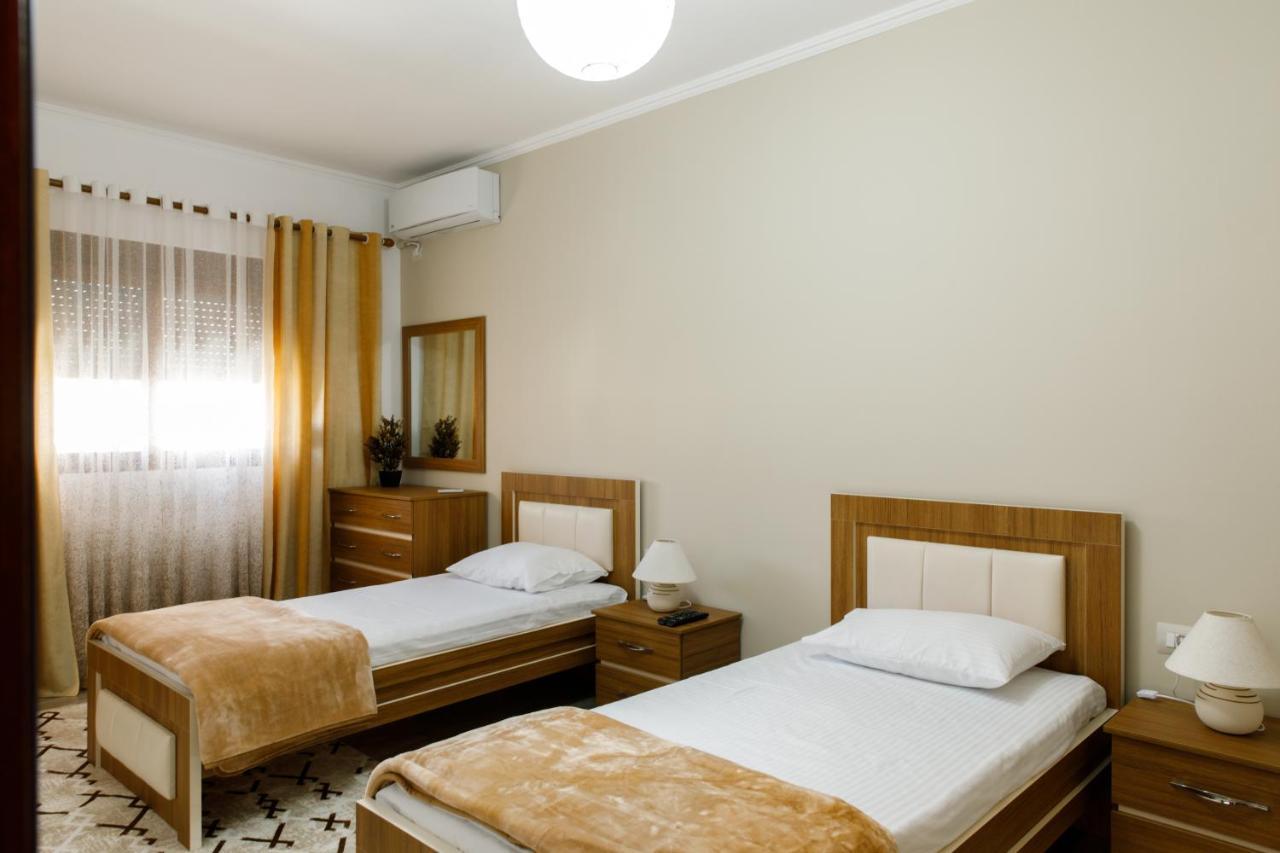 The Luxe Apartments Gjirokastër Eksteriør billede
