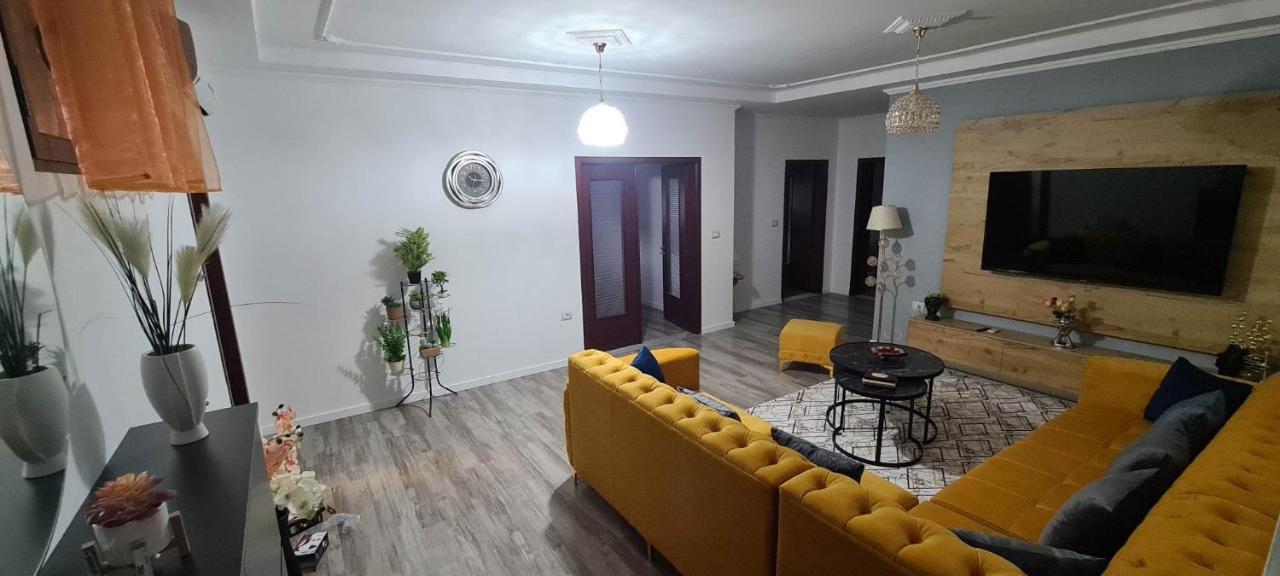 The Luxe Apartments Gjirokastër Eksteriør billede