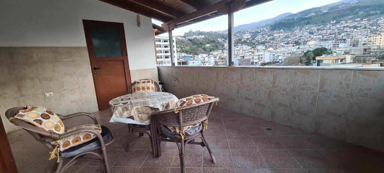 The Luxe Apartments Gjirokastër Eksteriør billede