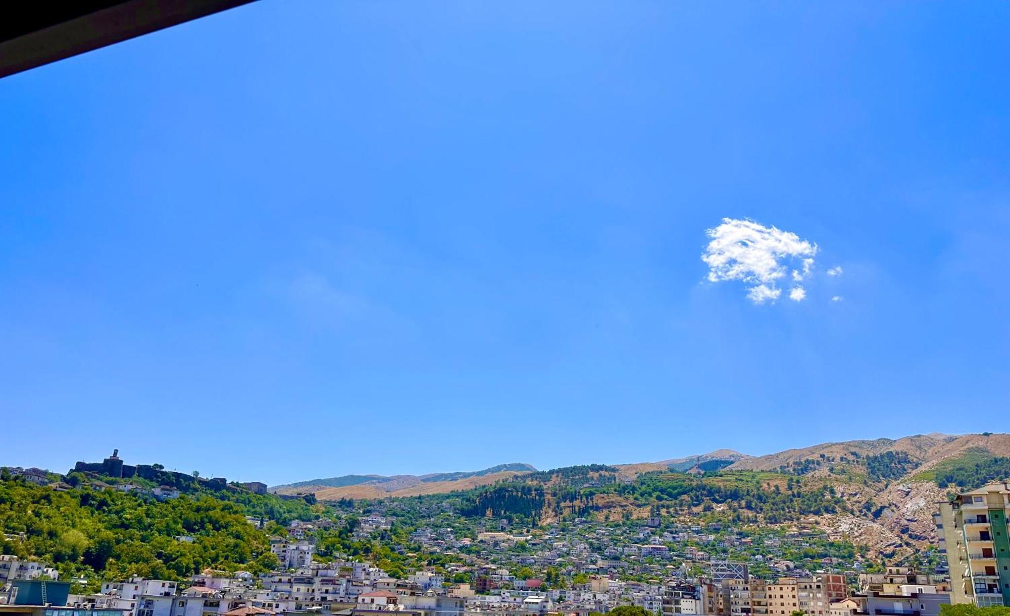 The Luxe Apartments Gjirokastër Eksteriør billede